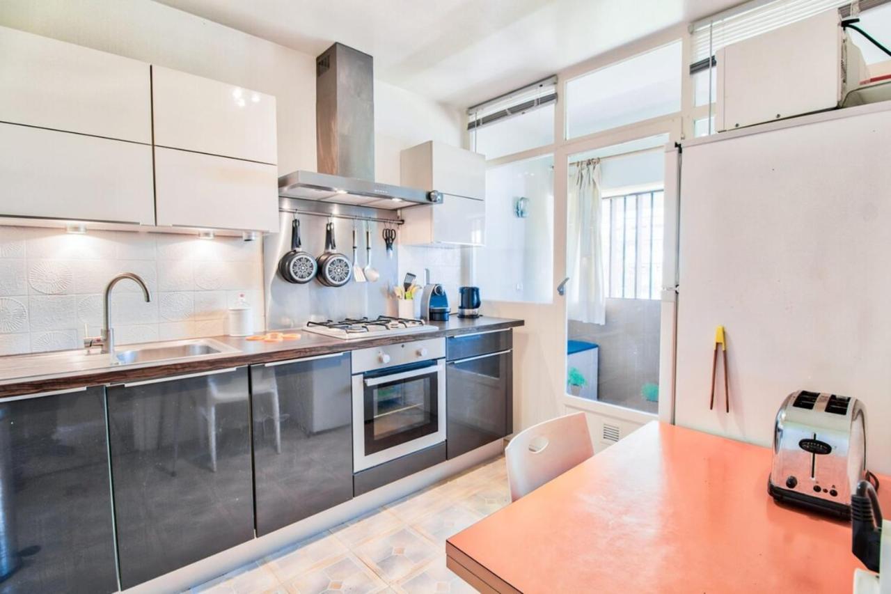 3-star With Parking And Terrace Leilighet *